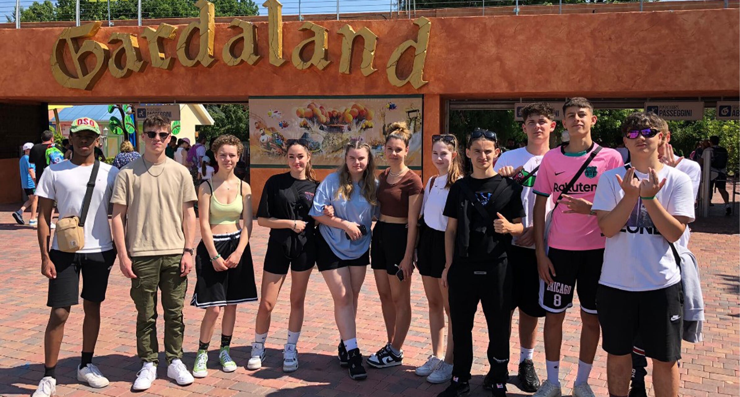 Gruppenfoto der Schülerinnen und Schüler