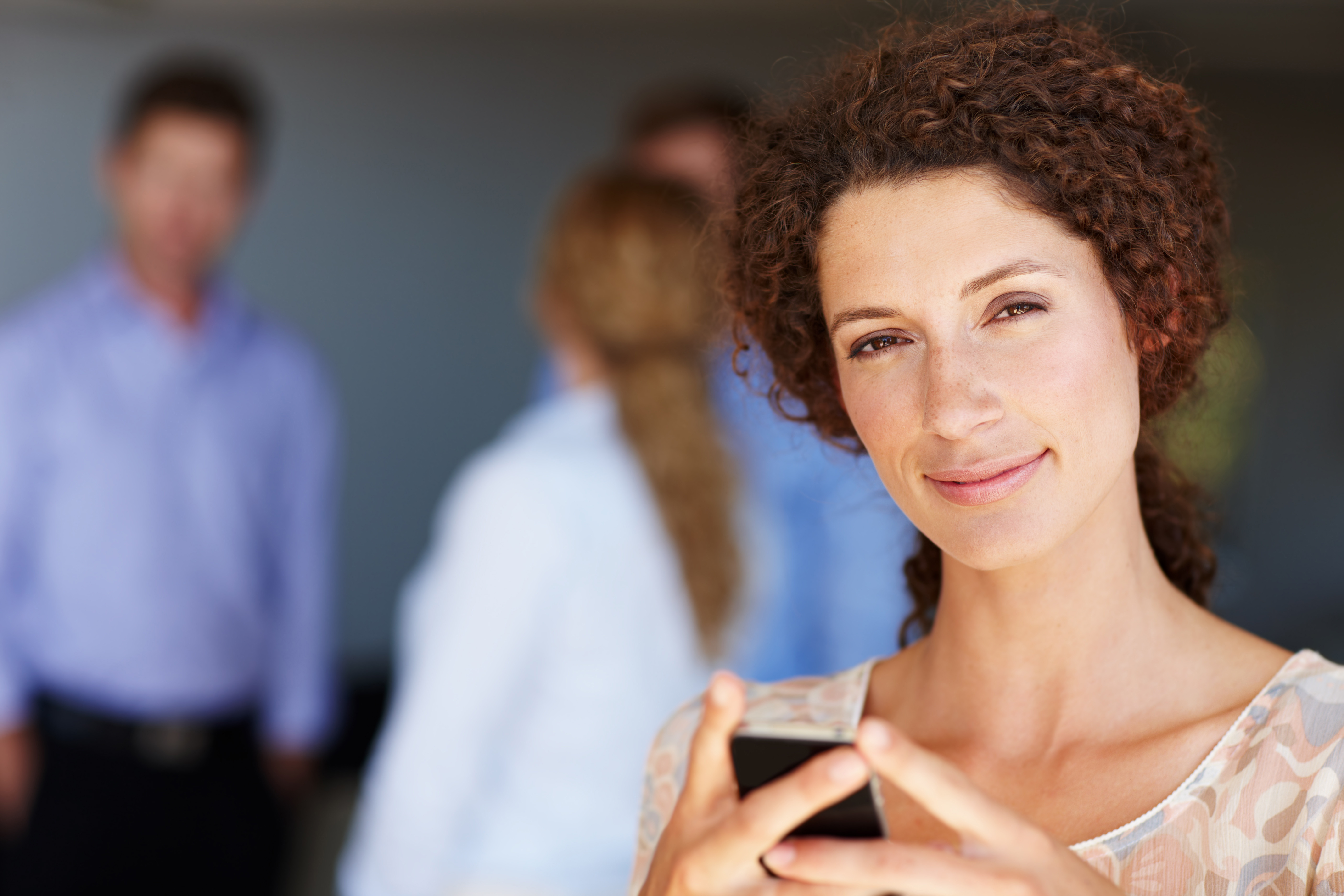 Eine lächelnde Frau