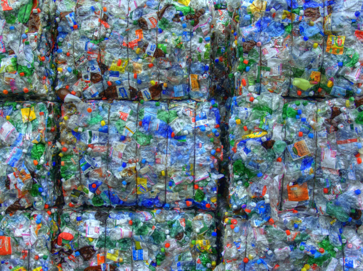 PET-Recycling Feusi Bern Schweiz